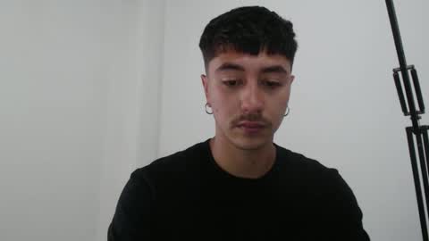 talhi_ online show from October 2025 07:41:01 PM