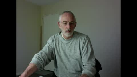 Jack Pierrot online show from December 2024 07:42:02 PM