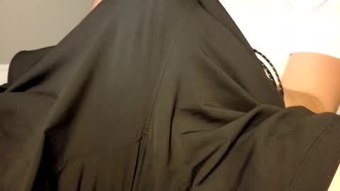 Snapshot of tall_big_cock chatting on October 2025 03:47:02 AM tall_big_cock online show from October 2025 03:47:02 AM