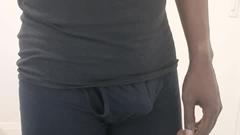 Snapshot of tall_shy_ chatting on November 2025 09:48:02 AM tall and shy guy online show from November 2025 09:48:02 AM