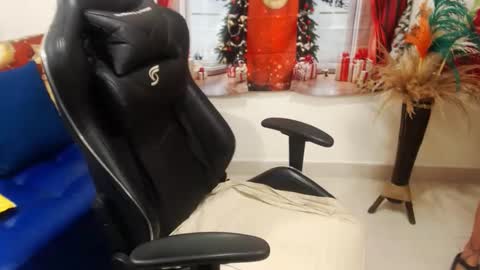 Tamara online show from December 2024 06:15:01 PM