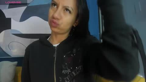 Tamy  online show from January 2025 12:31:01 PM