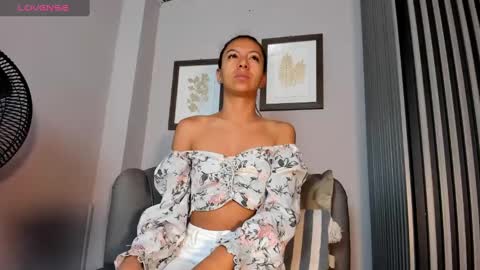 Tamy  online show from January 2025 12:04:02 PM