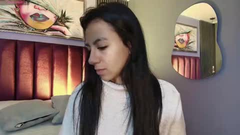 Tamy  online show from October 2025 12:48:02 PM