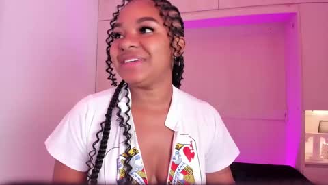 Tami online show from December 2024 11:34:02 AM
