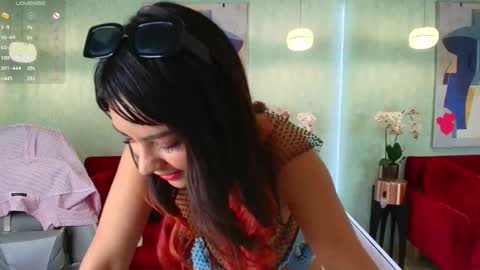 Snapshot of tammy_petit chatting on February 2025 07:09:02 AM Tammy online show from February 2025 07:09:02 AM