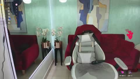 Snapshot of tammy_petit chatting on February 2025 07:34:02 AM Tammy online show from February 2025 07:34:02 AM