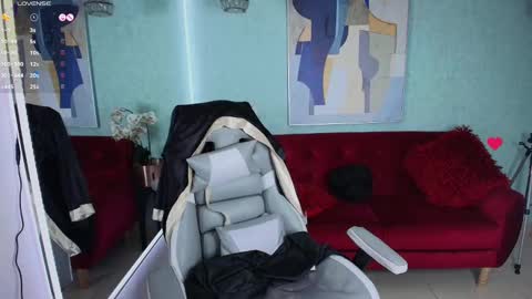 Snapshot of tammy_petit chatting on February 2025 03:42:01 AM Tammy online show from February 2025 03:42:01 AM