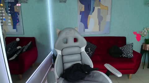 Snapshot of tammy_petit chatting on March 2025 06:54:02 AM Tammy online show from March 2025 06:54:02 AM