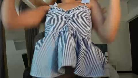 Tamy  online show from November 2025 02:08:01 PM