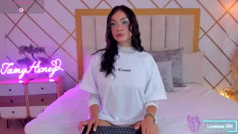 Snapshot of tamy_honey chatting on September 2025 11:27:02 PM Tamy online show from September 2025 11:27:02 PM