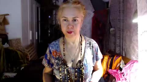 Snapshot of tanganiika chatting on November 2025 10:01:02 AM Milena online show from November 2025 10:01:02 AM