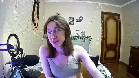 Snapshot of tangerine4dreams chatting on February 2025 01:20:01 PM Milena Kuprianova online show from February 2025 01:20:01 PM
