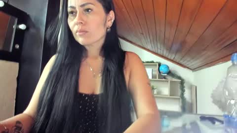 tania online show from December 2024 11:10:02 PM