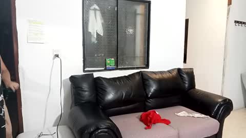 Snapshot of taniamilf69 chatting on October 2025 07:22:02 PM taniamilf69 online show from October 2025 07:22:02 PM