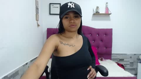 Tania online show from September 2025 01:35:02 PM
