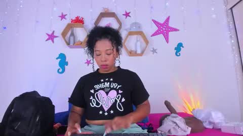 Snapshot of tanisha_curly chatting on September 2025 11:44:02 AM 3 Tanisha 3 online show from September 2025 11:44:02 AM