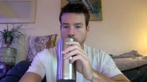 Snapshot of tantrichealing chatting on December 2024 01:50:02 PM Dr. Love online show from December 2024 01:50:02 PM