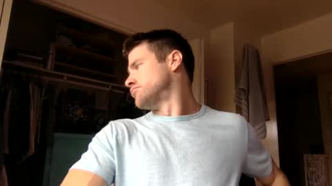 Snapshot of tantrichealing chatting on January 2025 08:05:02 PM Dr. Love online show from January 2025 08:05:02 PM