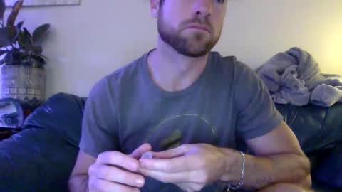 Snapshot of tantrichealing chatting on February 2025 01:19:01 PM Dr. Love online show from February 2025 01:19:01 PM