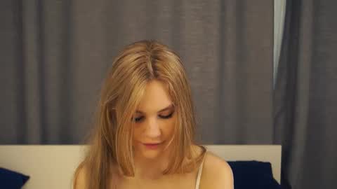 Naomi online show from September 2025 07:08:01 AM