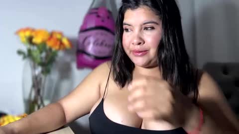 Snapshot of tara_lynn_xx chatting on February 2025 01:08:01 PM Dani independent model  online show from February 2025 01:08:01 PM