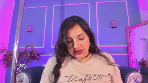 Snapshot of tarataylorr chatting on October 2025 02:41:01 AM Tara online show from October 2025 02:41:01 AM