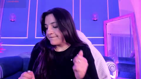 Snapshot of tarataylorr chatting on November 2025 02:54:02 AM Tara online show from November 2025 02:54:02 AM