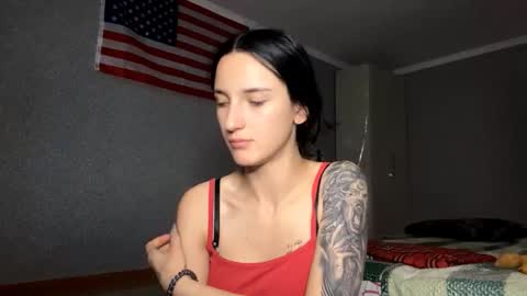Linda online show from September 2025 09:42:01 PM