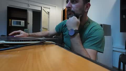 tarkan198 online show from January 2025 06:56:01 PM