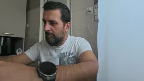 Snapshot of tarkan198 chatting on November 2025 11:54:01 AM tarkan198 online show from November 2025 11:54:01 AM