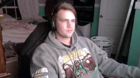 tarus333 online show from October 2025 05:15:01 AM