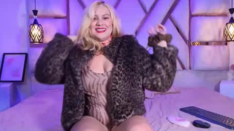 tasha online show from November 2025 03:38:02 AM