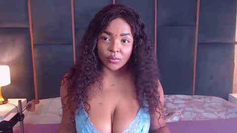 Tasha online show from November 2025 03:02:01 PM