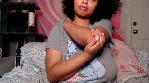 Tastee Kitty online show from November 2025 09:00:02 AM