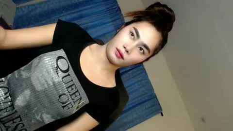 Vannesa online show from September 2025 10:17:01 AM