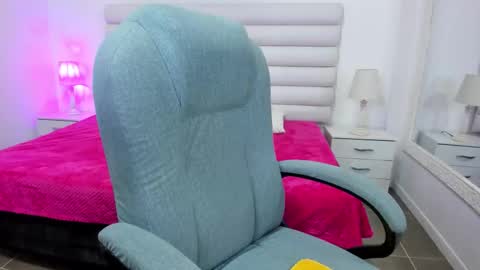 tatiana_arboleda online show from September 2025 03:14:01 PM