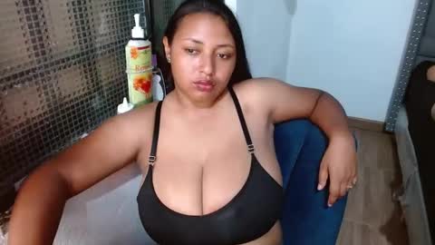 Snapshot of tatiana_wd chatting on October 2025 11:18:02 PM tatiana online show from October 2025 11:18:02 PM