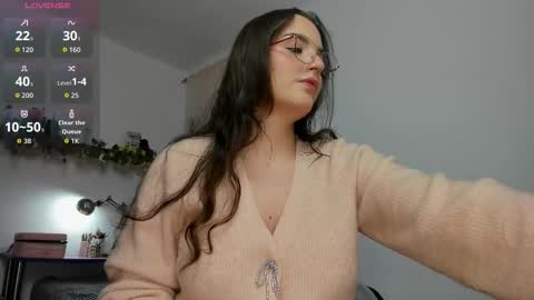 Tatianna online show from October 2025 09:37:01 PM