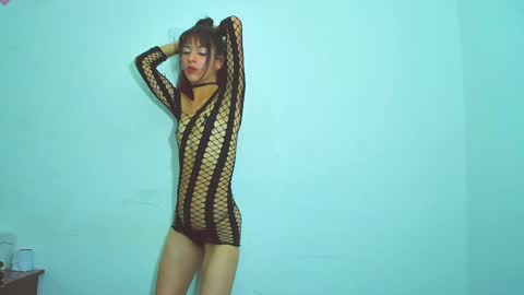 Snapshot of tatis_blux chatting on January 2025 04:50:02 PM Tatiana  online show from January 2025 04:50:02 PM