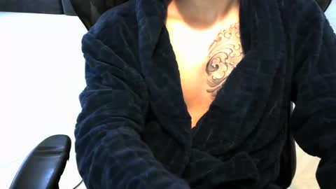 Snapshot of tatmers chatting on January 2025 12:06:02 PM Lucas online show from January 2025 12:06:02 PM