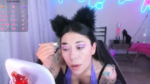 Snapshot of tattoo_highmami chatting on September 2025 03:44:01 AM High Mami online show from September 2025 03:44:01 AM