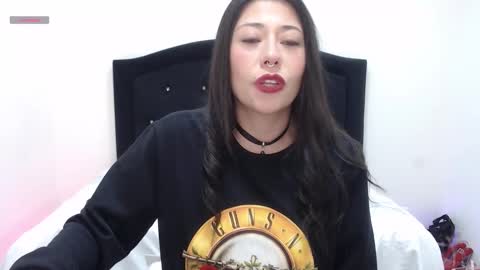 Snapshot of tattoo_highmami chatting on November 2025 01:18:02 AM High Mami online show from November 2025 01:18:02 AM