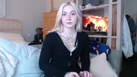 tattoobbgirl online show from February 2025 05:20:02 PM