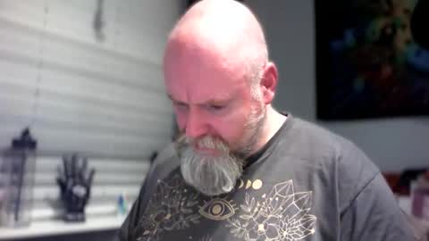 Tattooeddilf 01 online show from September 2025 12:05:01 AM