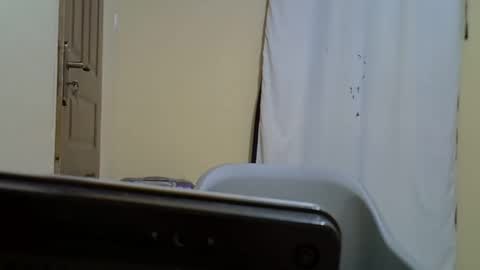 Snapshot of taurus2029 chatting on November 2025 04:35:01 PM taurus2029 online show from November 2025 04:35:01 PM