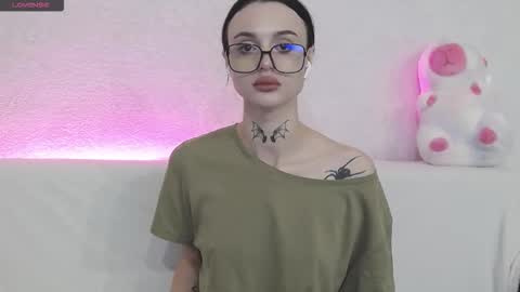Taya online show from October 2025 08:38:01 PM