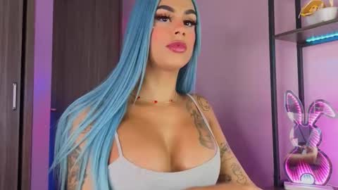   online show from November 2025 04:18:01 PM