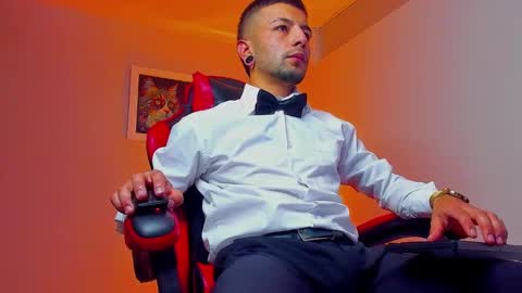 tayer_bennet online show from September 2025 11:28:01 PM