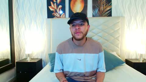 Snapshot of taylor_mason1 chatting on November 2025 10:36:02 PM Taylor online show from November 2025 10:36:02 PM